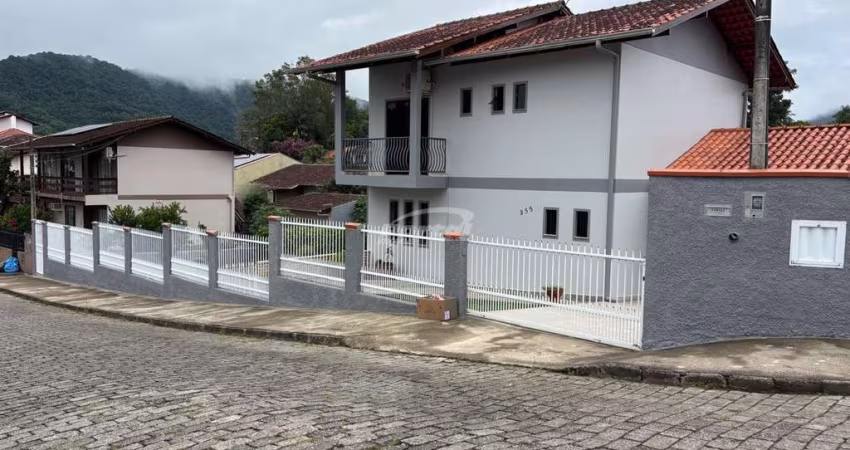 Casa com 3 quartos à venda no Velha Central, Blumenau 