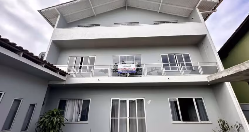 Apartamento com 3 quartos para alugar no Centro, Navegantes 