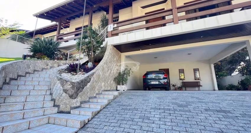 Casa com 3 quartos à venda no Velha, Blumenau 