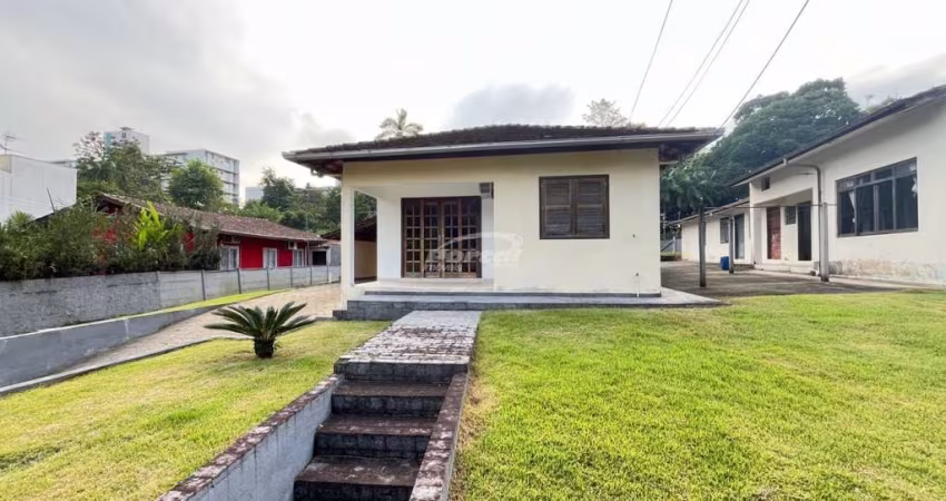 Casa com 4 quartos à venda no Salto do Norte, Blumenau 