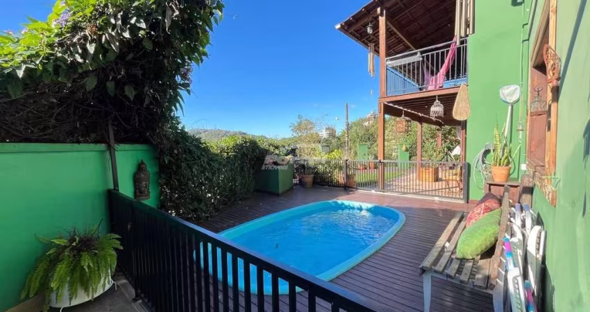 Casa com 4 quartos para alugar no Centro, Blumenau 