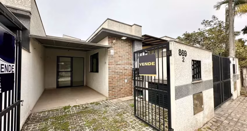 Casa semi mobiliada com 2 dormitórios, sendo 1 suíte, no bairro itacolomi em balneário piçarras/sc (cód. 14268)