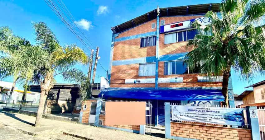 Galpão localizado no bairro itoupava norte com 650m².