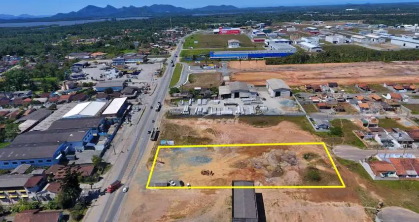 Oportunidade única: terreno estratégico com 5.350,97 m² no centro de araquari!