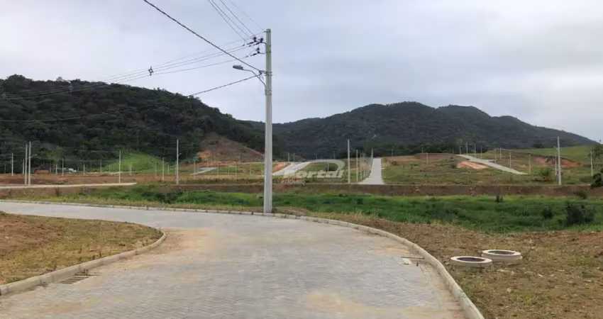 Lotes prontos para construir, no loteamento pouso seguro, no bairro poço grande em gaspar!