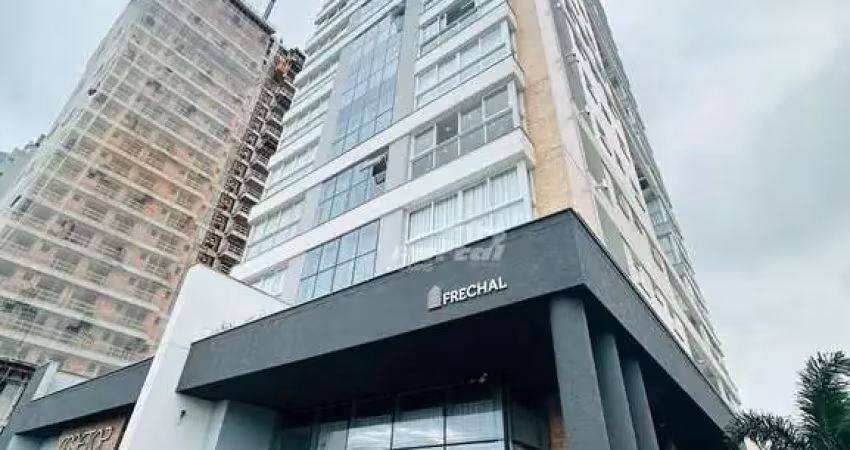 Apartamento mobiliado com 3 suítes, sendo 2 demi e área gourmet no centro de bal. piçarras!