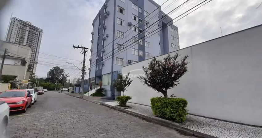 Apartamento semimobiliado, com 3 dormitórios sendo 1 suíte, disponível para venda no bairro centro em blumenau!