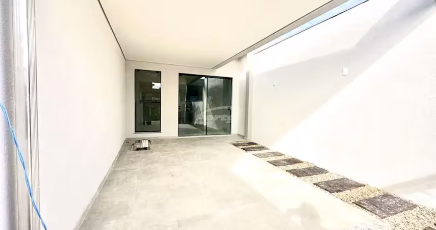 Casa à venda no loteamento mais valorizado de gaspar, ao lado do centro da cidade.
