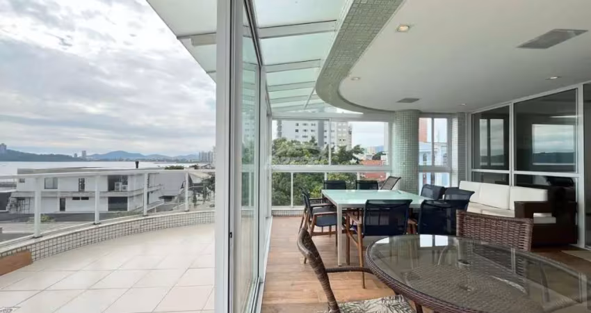 Apartamento mobiliado e decorado apenas 50 metros da praia central do balneário piçarras.