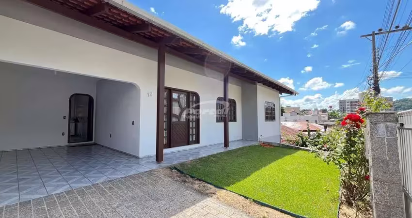 Casa com 5 quartos à venda na Rua Paul Mantau, 155, Velha, Blumenau
