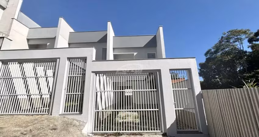 Sobrado com 66,81m², 02 dormitórios, sendo 01 com sacada, sala de estar e jantar integradas com a cozinha, banheiro social, lavabo, area de serviço separada e 01 vaga de garagem.