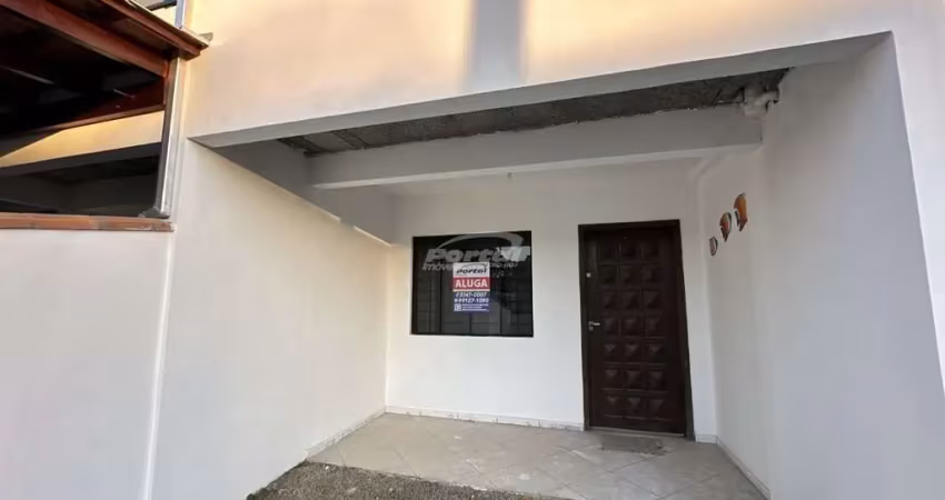 Casa mobiliada disponível para locação no bairro itacolomi, em balneário piçarras/sc. (cód. 21852)
