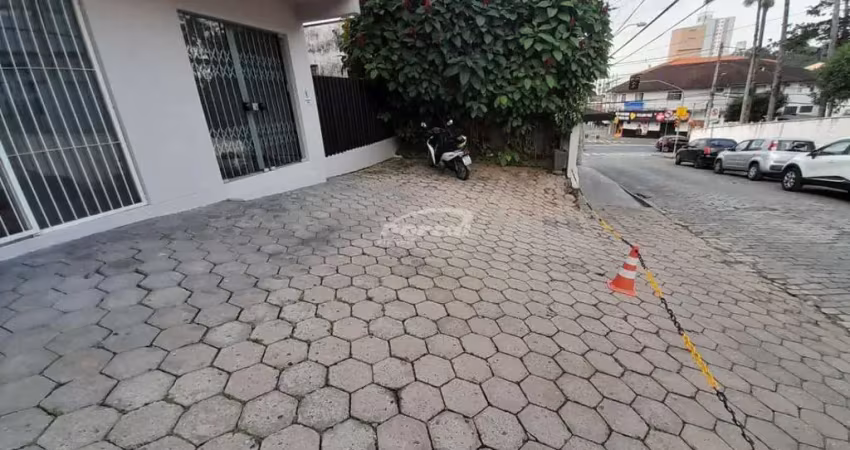 Sala comercial com 2 salas para alugar em Água Verde, Blumenau 