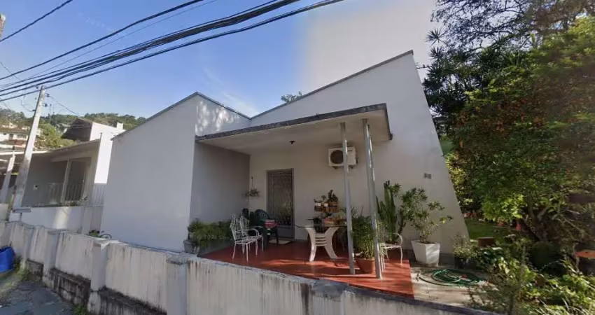 Casa comercial com 2 salas para alugar no Velha, Blumenau 