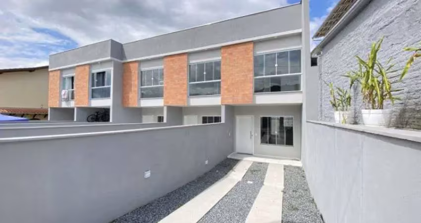 Casa com 2 quartos à venda no Ponta Aguda, Blumenau 