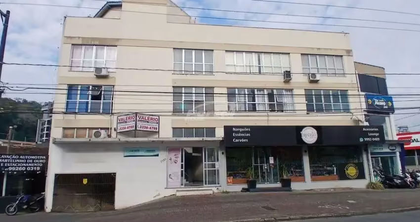 Sala comercial disponível para locação no bairro centro, em blumenau/sc.