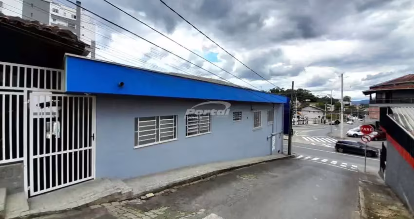 Sala comercial ampla disponível para locação no bairro velha – blumenau/sc
