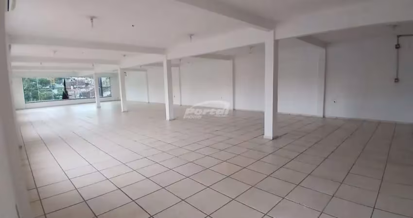 Espaçosa sala comercial disponível para locação no bairro garcia, em blumenau/sc.