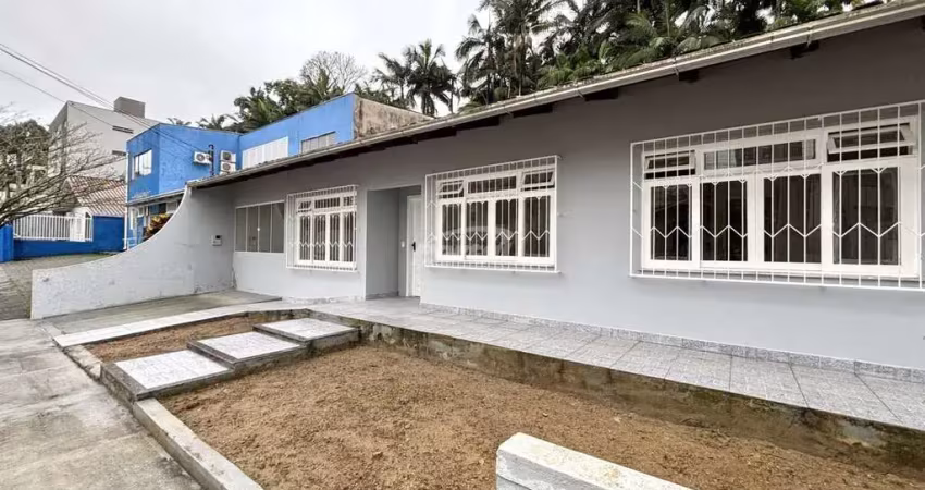 Locação comercial | casa com 7 salas + edícula e amplo terreno!