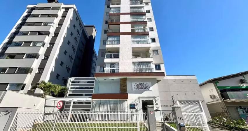 Apartamento mobiliado para locação – com 02 dormitórios, sendo 01 suíte, sala de estar integrada a sala de jantar, cozinha completa, banheiro social, lavanderia separada, ampla sacada gourmet, 02 vaga