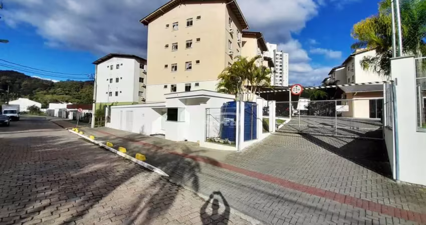 Excelente apartamento com dois quartos no bairro boa vista - blumenau/sc