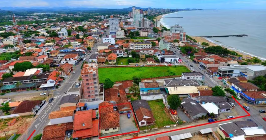 Terreno à venda no Centro, Balneário Piçarras 