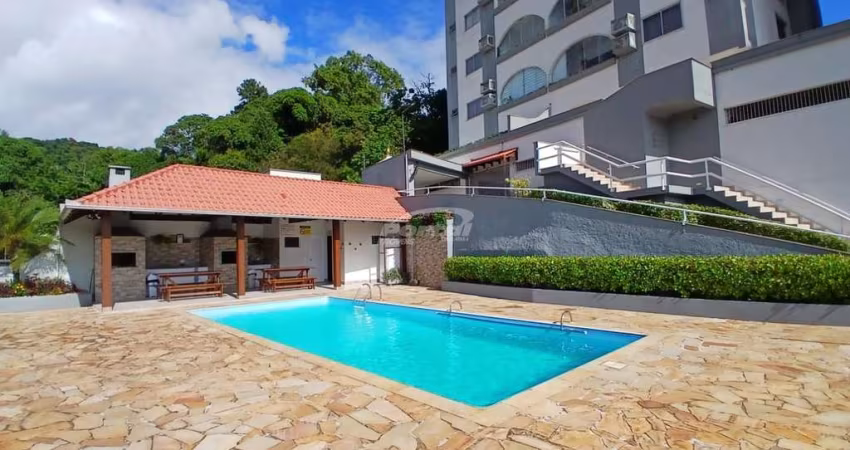 Apartamento com 3 quartos para alugar no Centro, Blumenau 