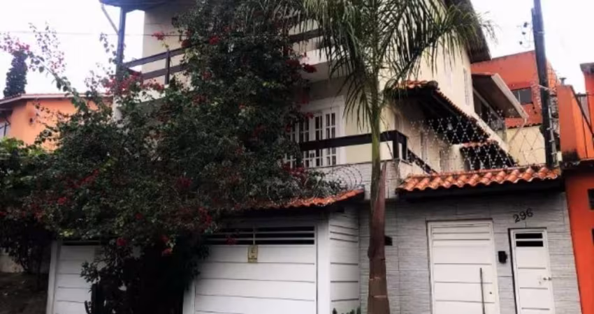 Casa à venda no bairro Jardim São Vicente - Cotia/SP