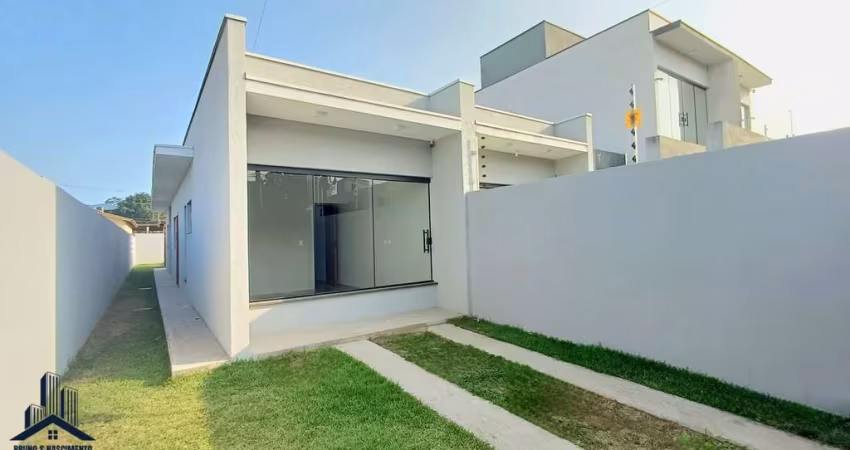 Casa em Balneário dos Golfinhos, Caraguatatuba/SP