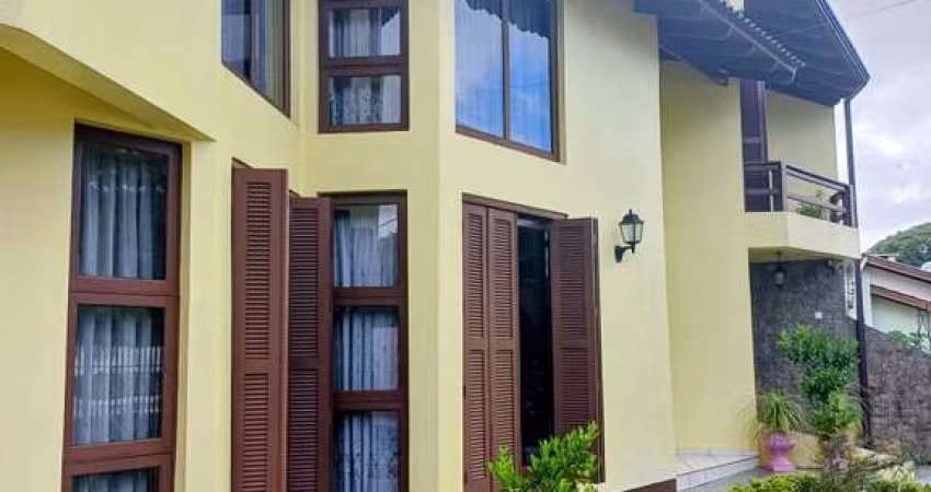 Casa com 3 quartos à venda na República, 271, Alegria, Guaíba