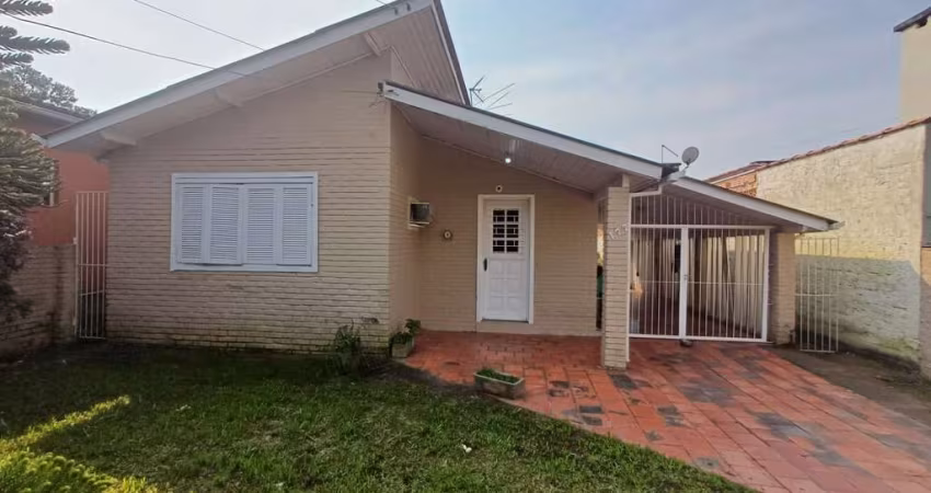 Casa com 2 quartos à venda na Ministro Francisco Brochado da Rocha, 177, Alegria, Guaíba