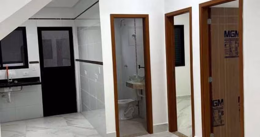 Casa de Condomínio com 2 dorms, Maracanã, Praia Grande - R$ 338 mil, Cod: 3103