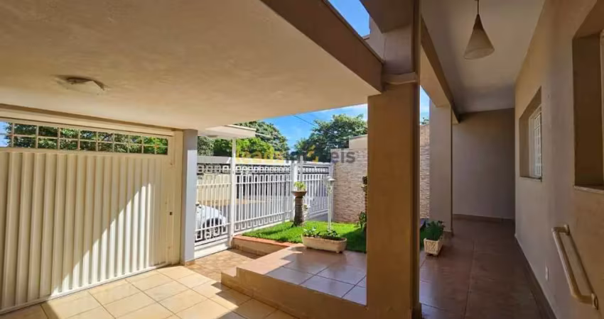 Casa para Venda em Cravinhos, Jardim Itapuã, 2 dormitórios, 1 suíte, 2 banheiros, 3 vagas