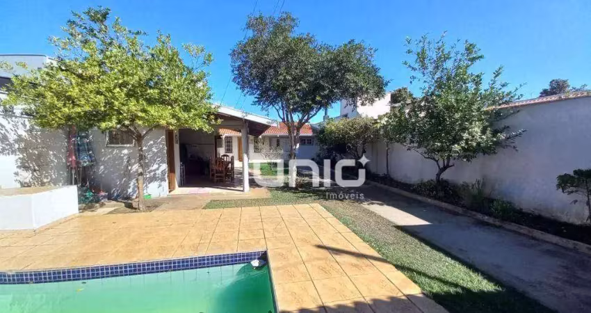 Casa com 3 quartos à venda na Rua dos Sanhaços, 63, Nova Piracicaba, Piracicaba
