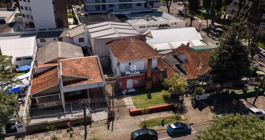 Casa e galpão comercial com 220m² de área total para alugar no bigorrilho em curitiba