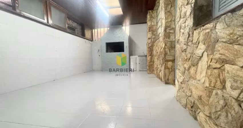 Apartamento terreo com 2 dormitorios, 80 m2 reformado na rua guido mondim.