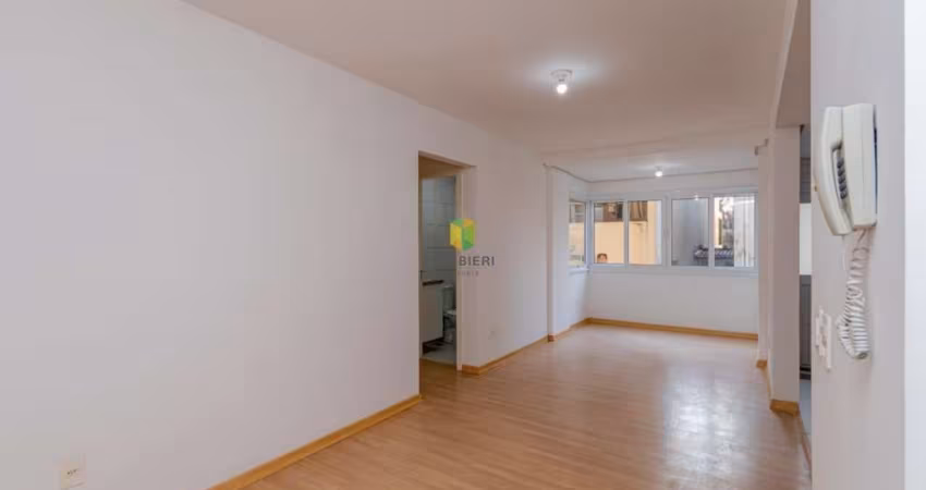 Apartamento com 2 Quartos e 2 banheiros à Venda, 65 m² por R$ 690.000