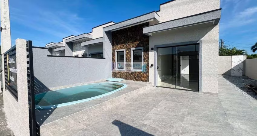Residência com excelente acabamento - 2 dormitórios sendo uma suíte/Piscina.
