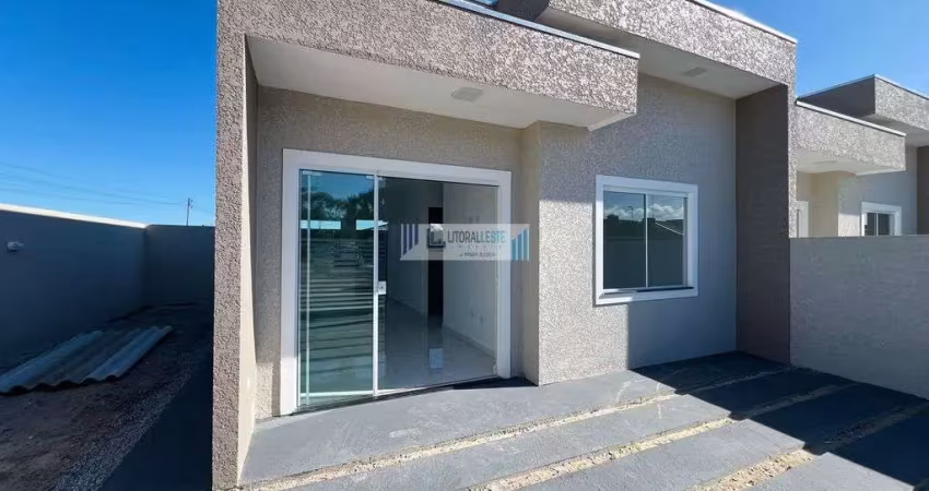 Residência com excelente acabamento - 2 dormitórios e bwc social.