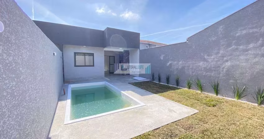 Residência com excelente acabamento - 3 dormitórios sendo uma suíte / piscina.