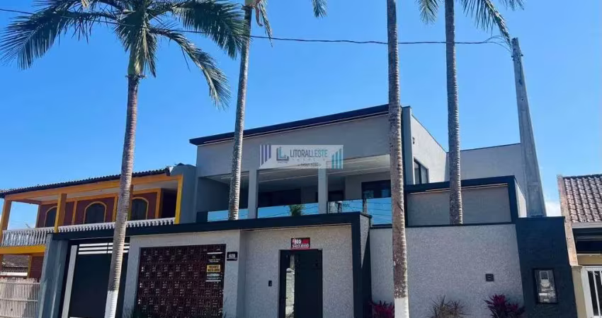 Sobrado contendo 5 dormitórios sendo 2 suítes - em alto padrão de acabamento.