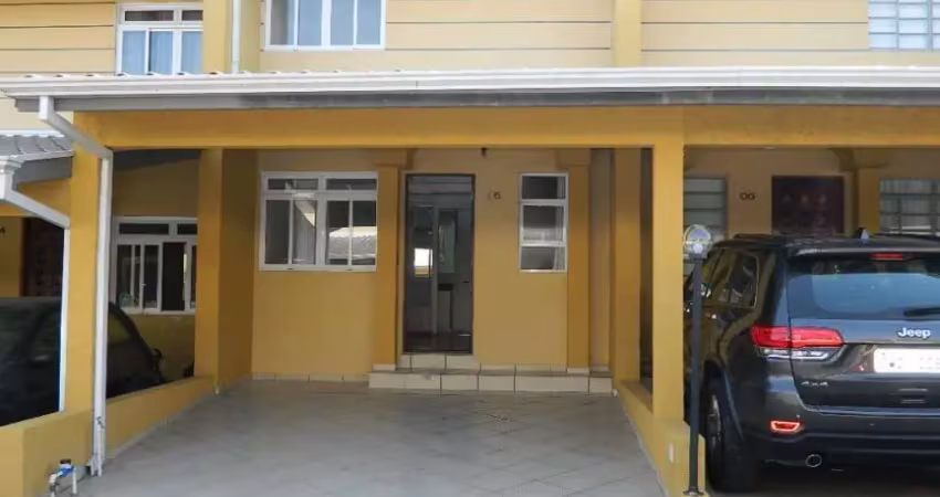 Sobrado com 2 quartos  para alugar, 100.00 m2 por r$2600.00  - xaxim - curitiba/pr