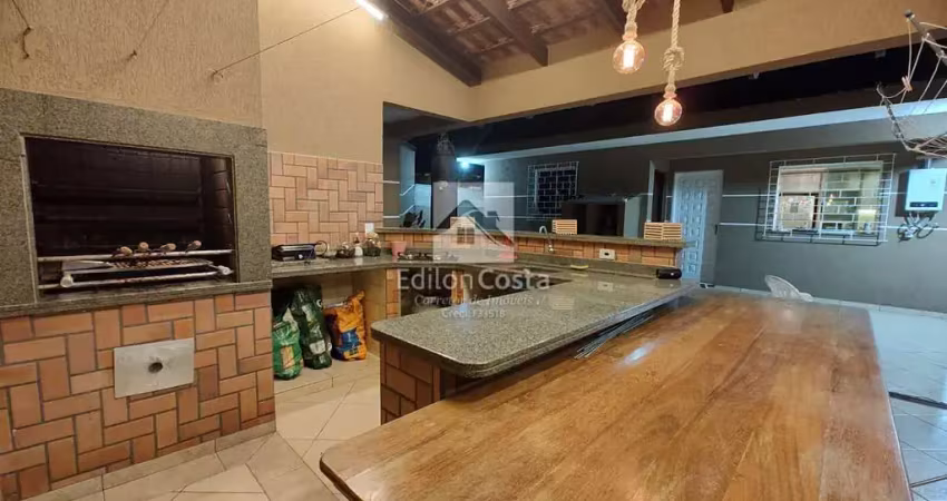 Casa com 3 quartos à venda na Rua Carlos Alberto Dugonski, 71, Guaraituba, Colombo