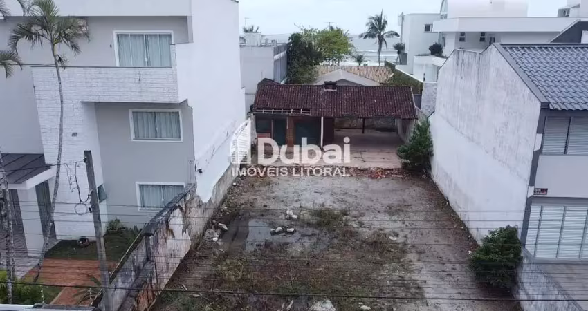 Terreno à venda na Rua Adeodato Volpi, 68, Centro, Guaratuba
