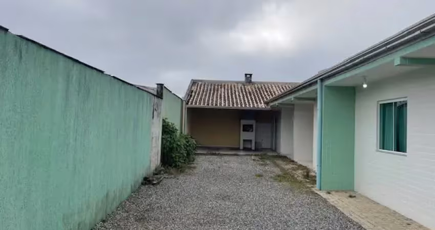 Casa com 2 quartos à venda no Centro, Guaratuba 