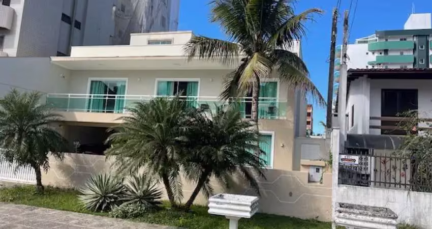 Casa com 4 quartos à venda na Rua Generoso Marques, 303, Centro, Guaratuba
