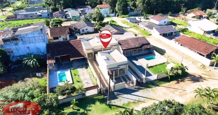 Casa com 2 quartos à venda na Rua Argentina, Nereidas, Guaratuba