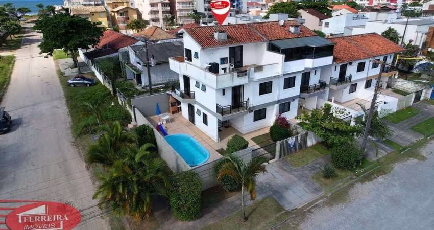 Triplex com Piscina