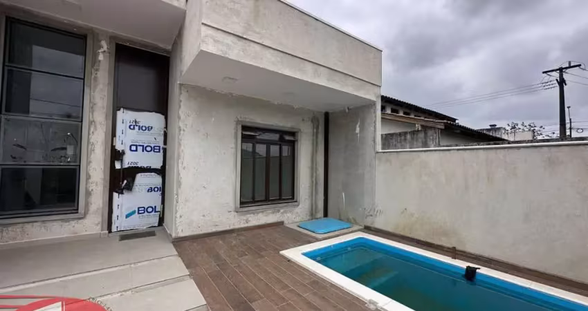 Casa com 3 quartos para alugar na Rua Dos Andradas, 571, Brejatuba, Guaratuba