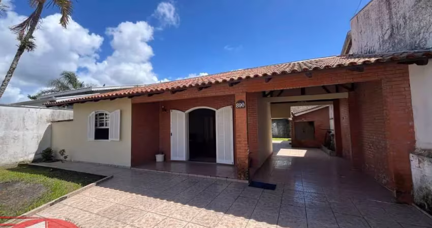 Casa com 4 quartos à venda na Rua Teixeira Soares, 890, Cohapar, Guaratuba